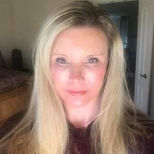 Meet your Posher, Carolyn